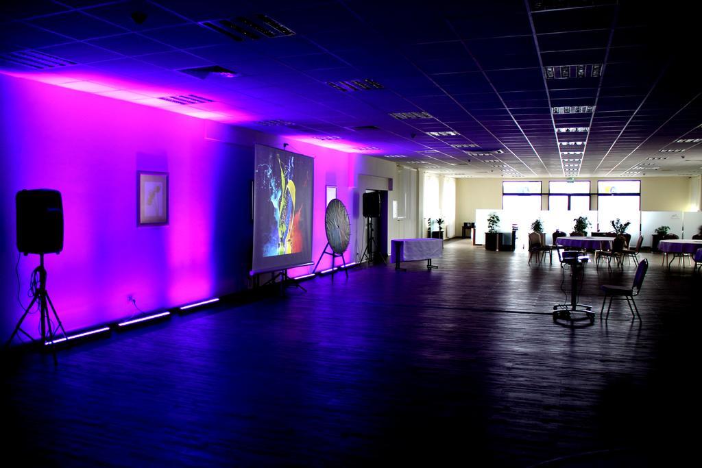 Hotel Austeria Conference & Spa Ciechocinek Esterno foto