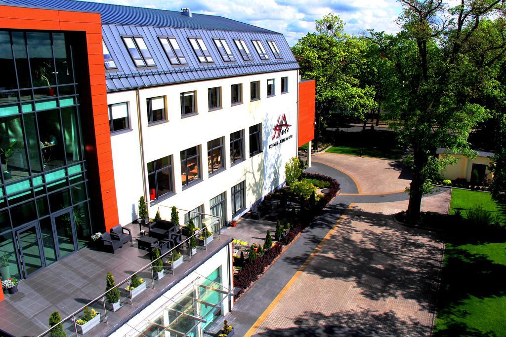 Hotel Austeria Conference & Spa Ciechocinek Esterno foto